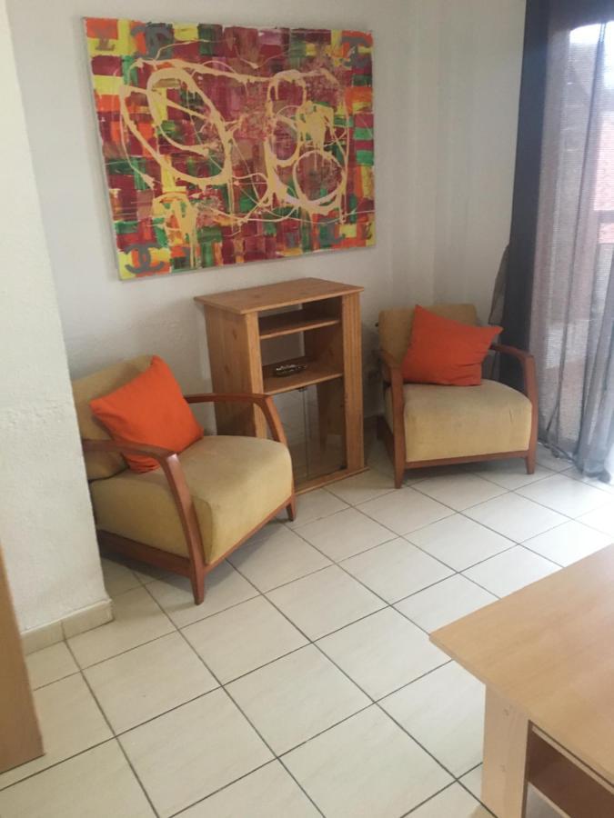 2 Bedroom Apartment Jardines Canarios Los Cristianos Tenerife Arona  Bagian luar foto
